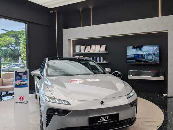 Dongfeng 007 Electric