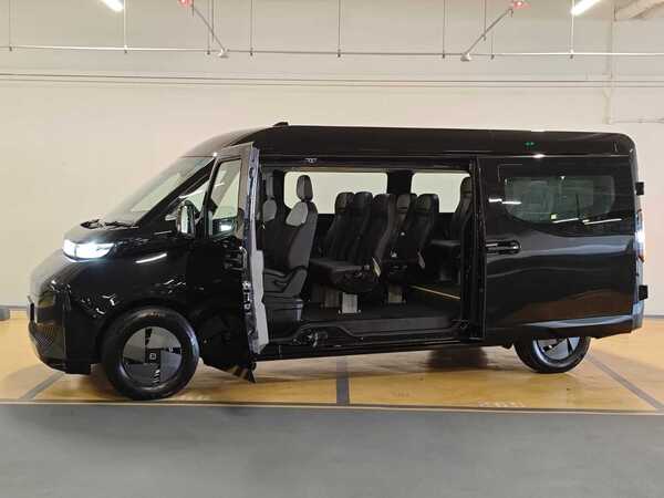 Farizon SuperVan Minibus Electric