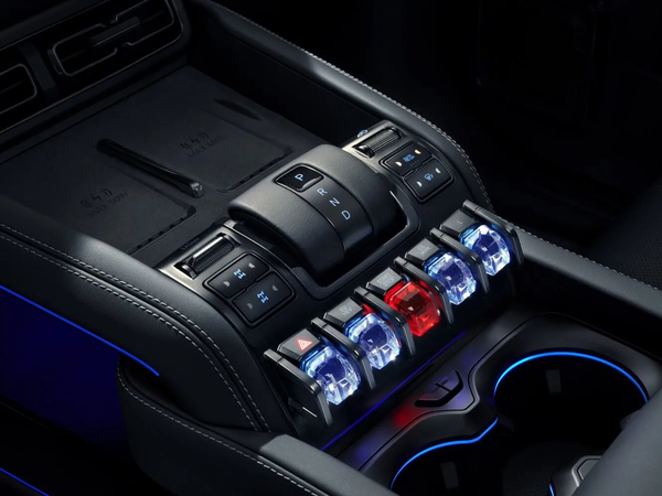 DENZA B5 Plug-in Hybrid
