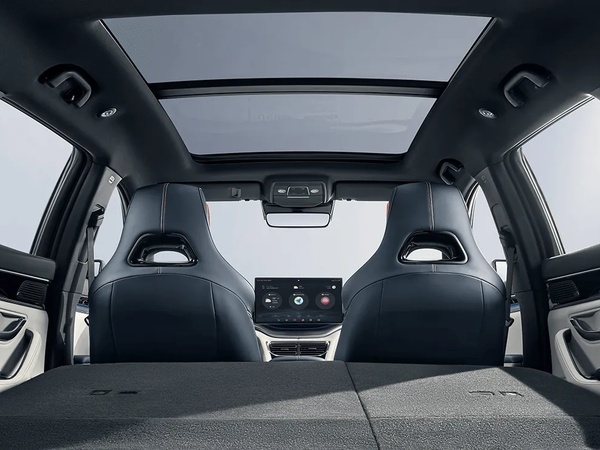 BYD Sealion 6 Plug-in Hybrid