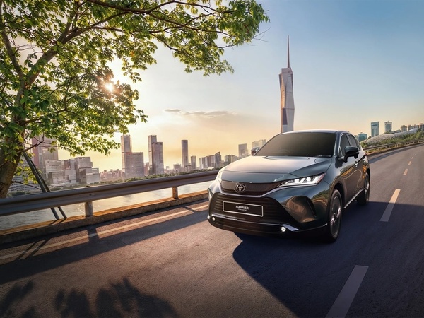 Toyota Harrier Hybrid