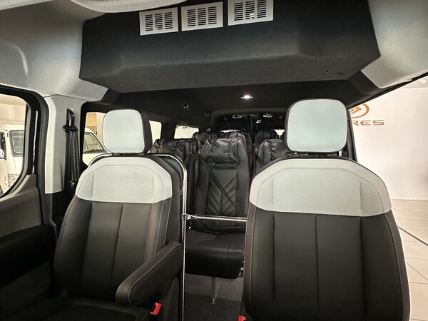 Farizon SuperVan Minibus Electric